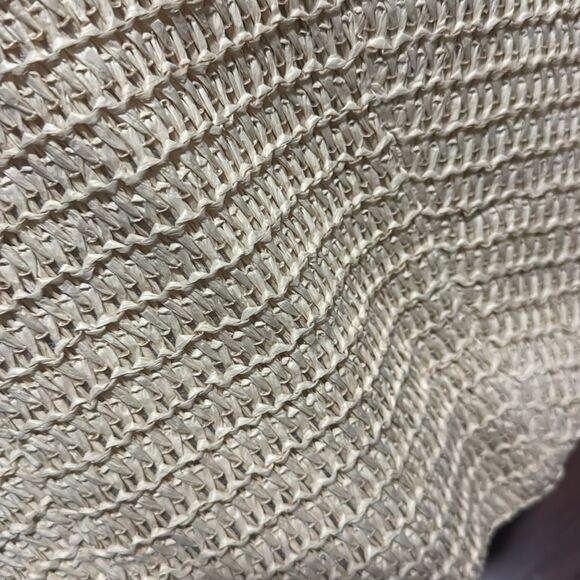 Stylish Tan and Black Women's Tote Bag Leather Strap Large Tote Zip Top NWT - Picture 5 of 6